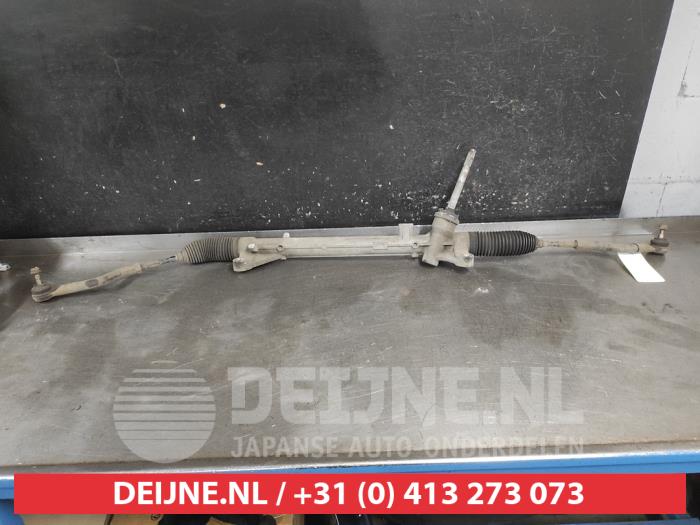 Nissan Qashqai Steering box O725539