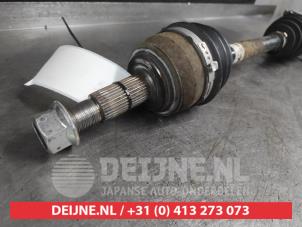 Nissan Qashqai Front drive shaft, right O725566 photo 3
