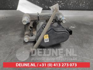 Kia EV6 Remklauw (Tang) links-achter O725609 foto 2