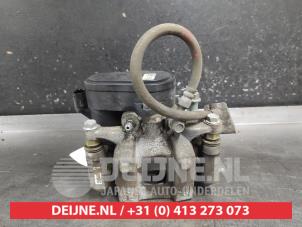 Kia EV6 Remklauw (Tang) rechts-achter O725611 foto 3