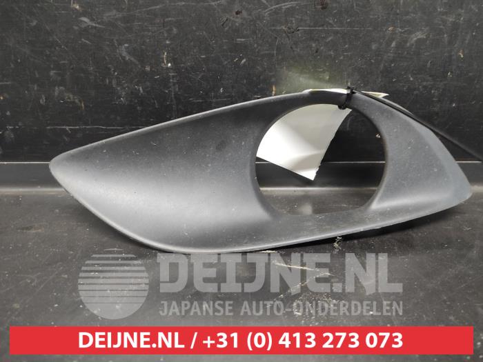 Toyota Yaris Bumper Rooster O725683