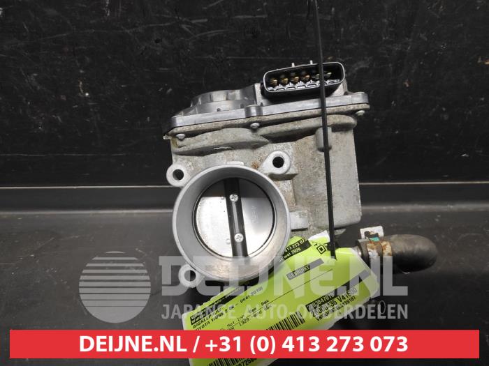 Toyota Yaris Gasklephuis O725688