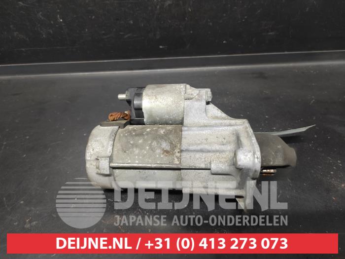 Gebruikte Startmotor Toyota Yaris II (P9) 1.33 16V Dual VVT-I Prijs € 50,00 Margeregeling aangeboden door V.Deijne Jap.Auto-onderdelen BV