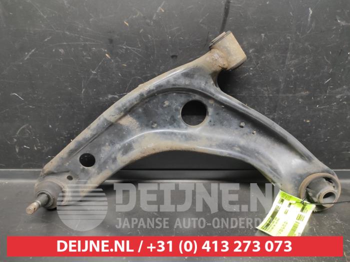 Toyota Yaris Draagarm onder links-voor O725722