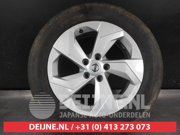 Nissan Juke Velgen set + banden O725746