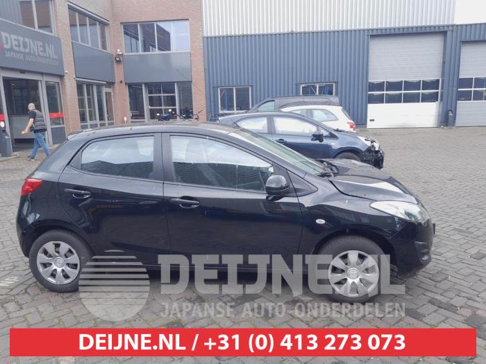 Mazda 2 Türscheibe 4-türig rechts hinten O725800