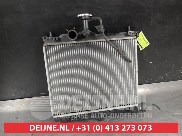 Gebruikte Radiateur Hyundai i10 (F5) 1.2i 16V Prijs op aanvraag aangeboden door V.Deijne Jap.Auto-onderdelen BV