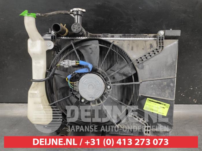 Suzuki Swift Radiator O725893
