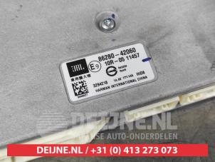 Toyota Rav-4 Radio amplifier O725980 photo 2