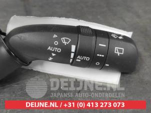 Toyota Rav-4 Ruitenwis Schakelaar O725986 foto 2