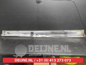 Suzuki Swift Seitenschürze rechts O725991 foto 2