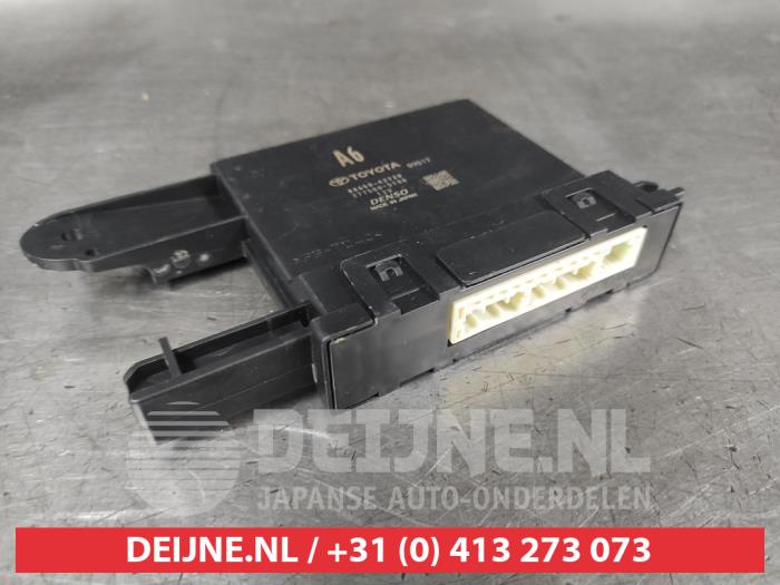 Toyota Rav-4 Heater computer O726001