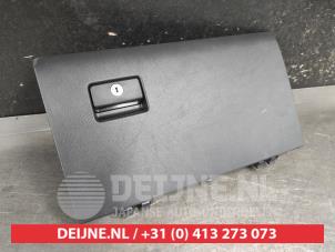 Toyota Rav-4 Handschuhfach O726015 foto 2
