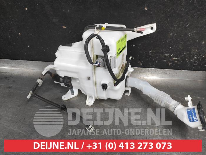 Lexus CT 200h Ruitensproeiertank voor O726089