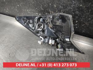 Toyota Corolla Rücklicht rechts O726102 foto 2