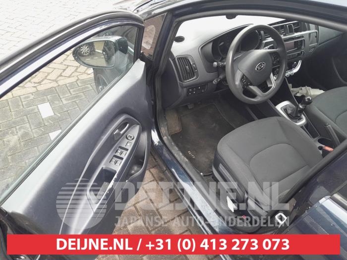 Kia Rio Multi-functional window switch O726172
