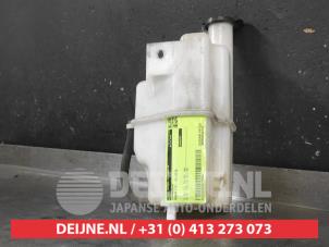 Mazda 2 Ausgleichsbehälter O726354 foto 2