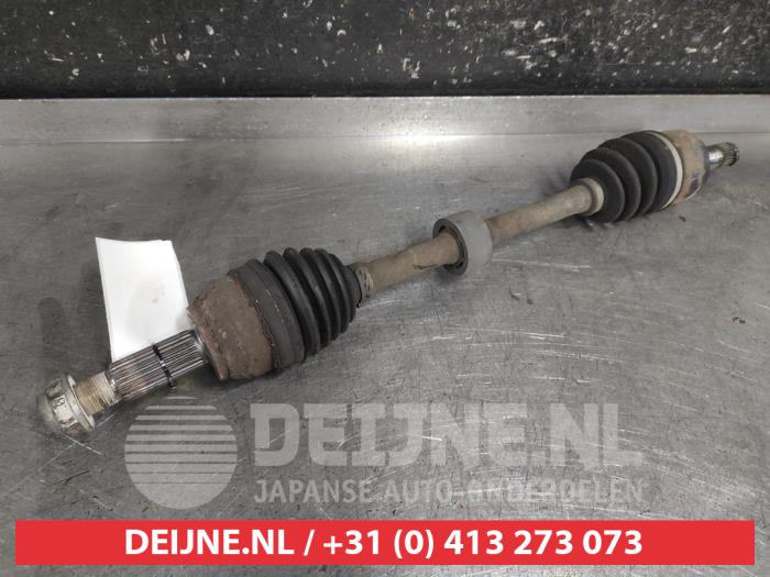 Mazda 2 Aandrijfas links-voor O726360