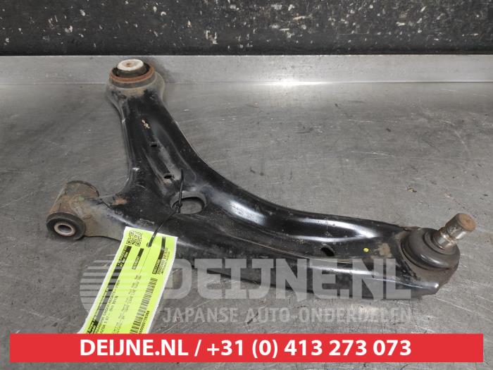 Mazda 2 Front lower wishbone, right O726366