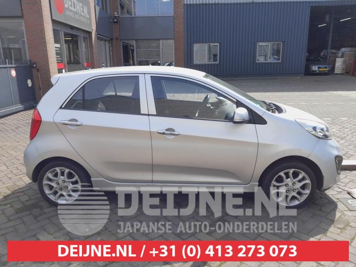 Kia Picanto Türscheibe 4-türig rechts hinten O726402