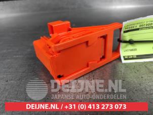 Toyota Prius Plus Hybride service plug O726513 foto 2