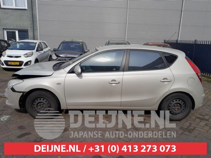 Hyundai I30 Extra window 4-door, left O726541