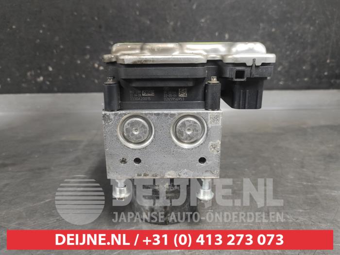 Gebruikte ABS Pomp Nissan Qashqai (J12) 1.3 DIG-T MHEV 16V Prijs op aanvraag aangeboden door V.Deijne Jap.Auto-onderdelen BV