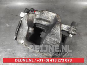 Nissan Qashqai Front brake calliper, right O726592 photo 2