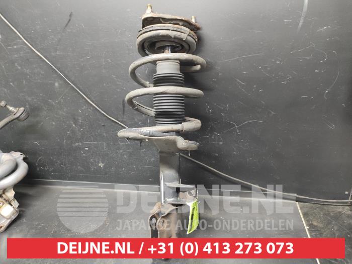 Kia Ceed Stoßdämpferstrebe links vorne O726690