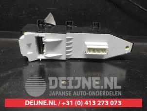 Hyundai Santafe Multi-functional window switch O726768 photo 2