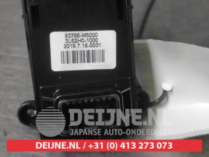Hyundai Nexo Parking brake switch O726807 photo 2