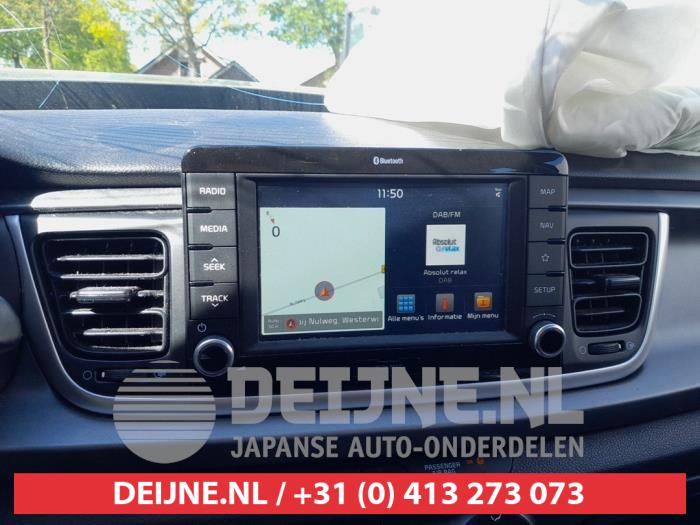 Kia Rio Radio O726875