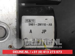 Mazda 5 ABS Pumpe O726915 foto 2