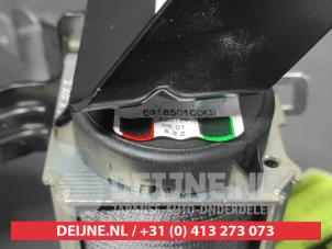 Kia Sportage Rear seatbelt, centre O726955 photo 3