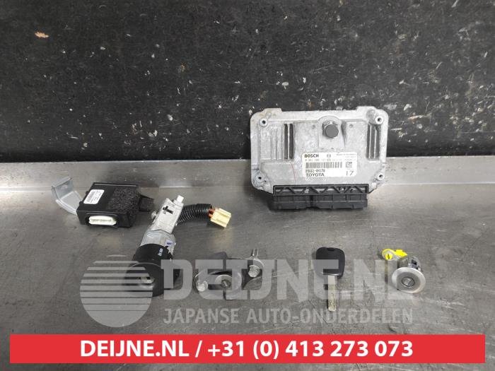 Toyota Aygo Zündschloss+Schlüssel O726996