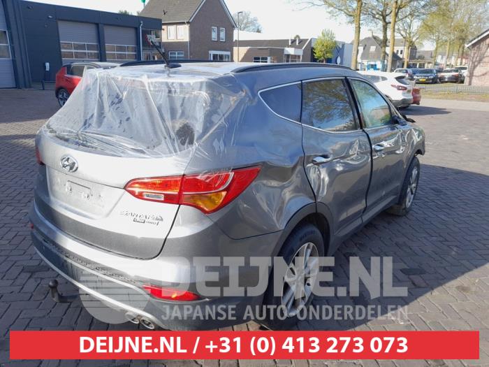 Hyundai Santafe Tailgate reflector, right O726980