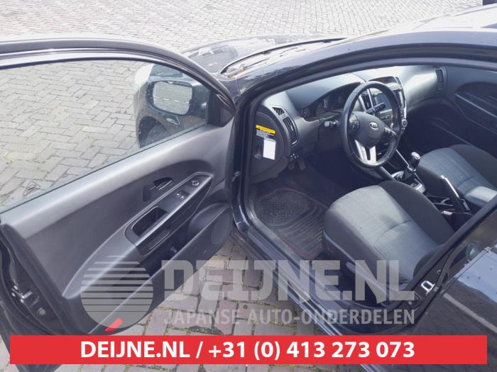 Kia Ceed Combischakelaar ramen O727057