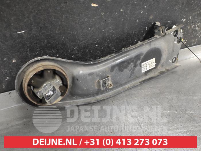 Hyundai Nexo Draagarm rechts-achter O727098