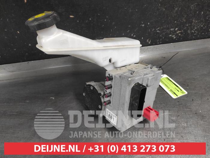 Gebruikte Rembol Hyundai Nexo I FCEV FWD Prijs op aanvraag aangeboden door V.Deijne Jap.Auto-onderdelen BV