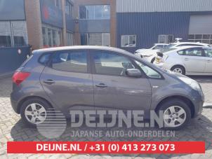 Kia Venga Front door 4-door, right O727148 photo 3