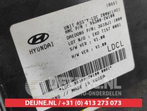 Hyundai Santafe DC/CD converter O727241 photo 2