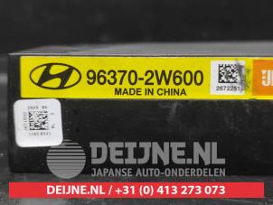 Hyundai Santafe Radio amplifier O727244 photo 3