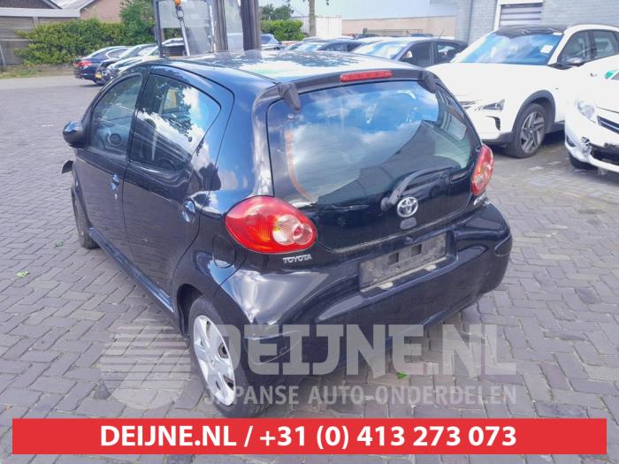 Toyota Aygo Achterlicht links O727283