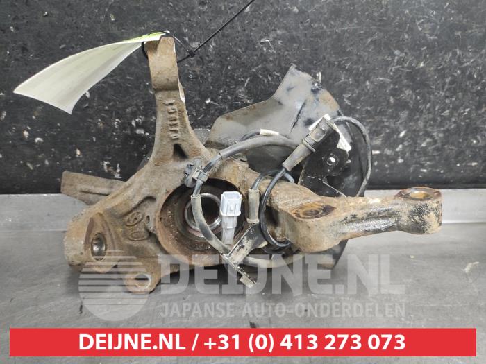 Hyundai I20 Knuckle, front left O727330