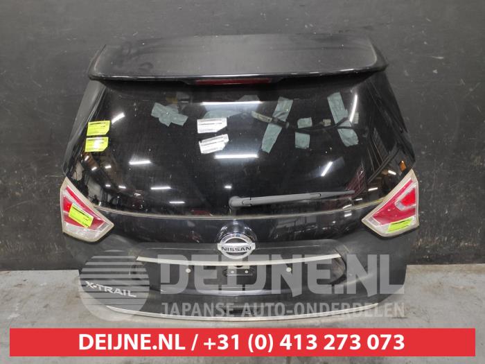 Nissan X-Trail Tailgate O727474