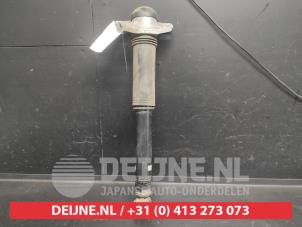 Toyota Corolla Schokdemper rechts-achter O727456 foto 2