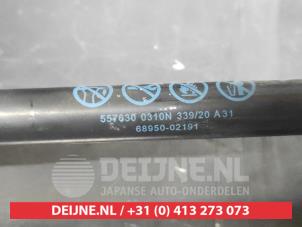 Toyota Corolla Gasdemper rechts-achter O727458 foto 3