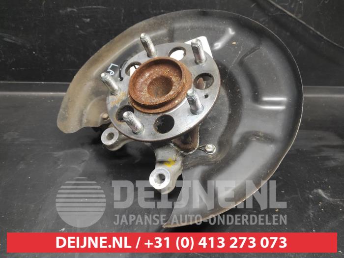 Gebruikte Fusee links-achter Kia Niro I (DE) 1.6 GDI Hybrid Prijs € 100,00 Margeregeling aangeboden door V.Deijne Jap.Auto-onderdelen BV