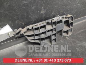 Suzuki Swift Front bumper bracket, right O727624 photo 2