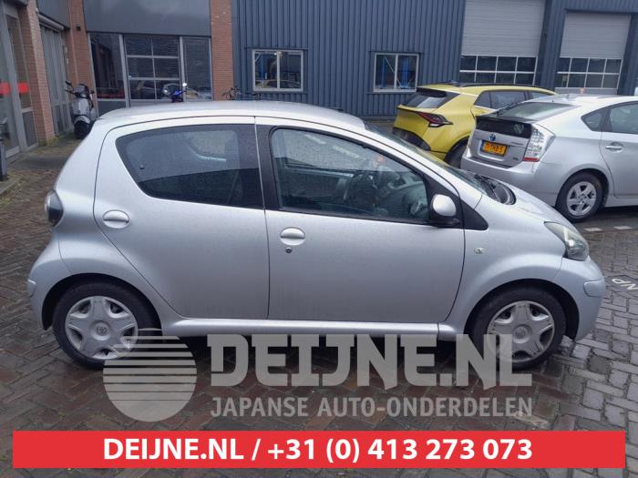 Toyota Aygo Portierruit 4Deurs rechts-voor O727662